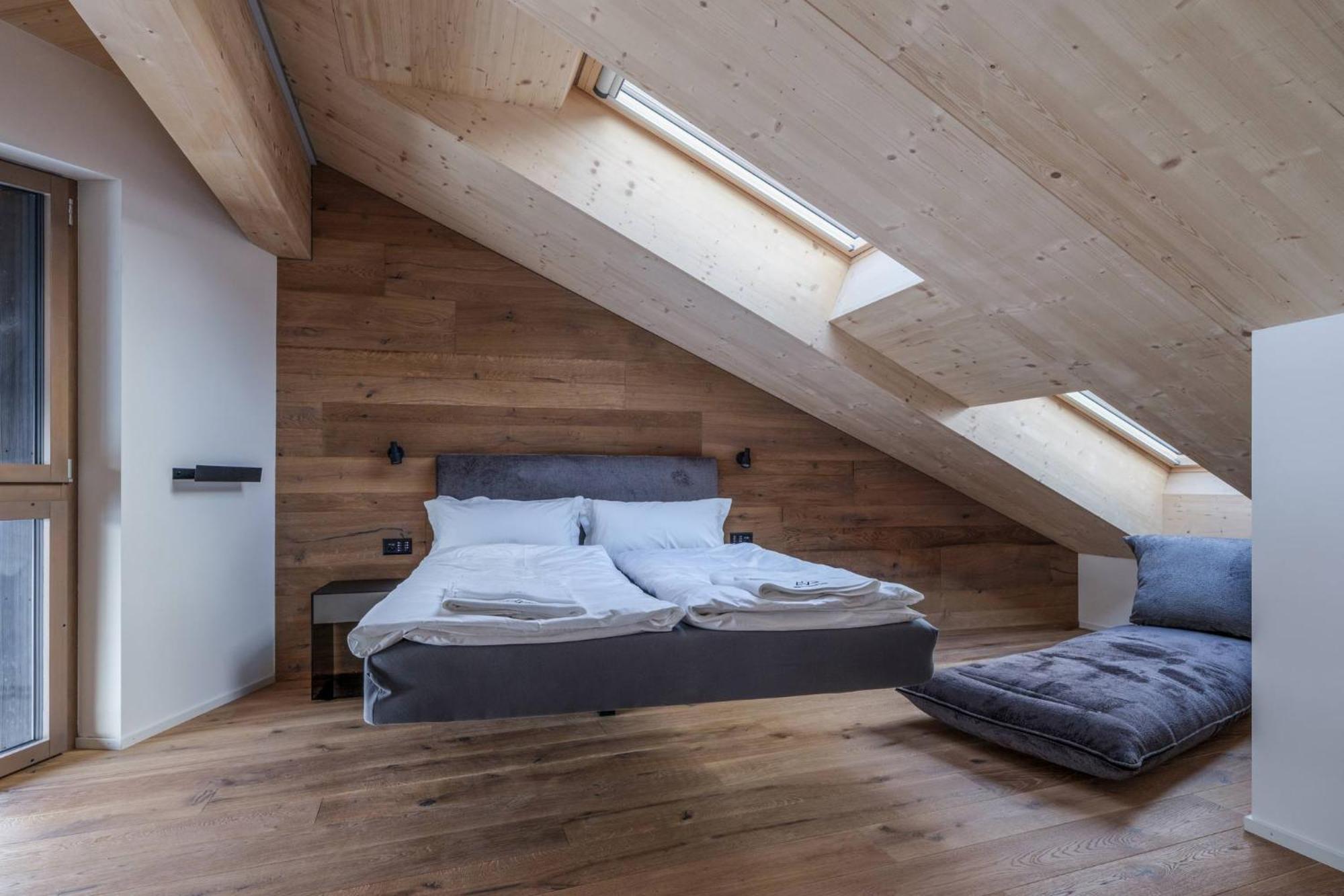 Black Summit Boutique Resort Laax Bagian luar foto