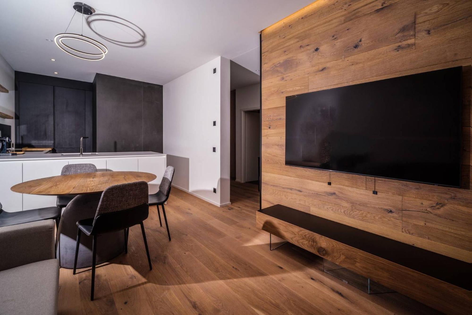 Black Summit Boutique Resort Laax Bagian luar foto