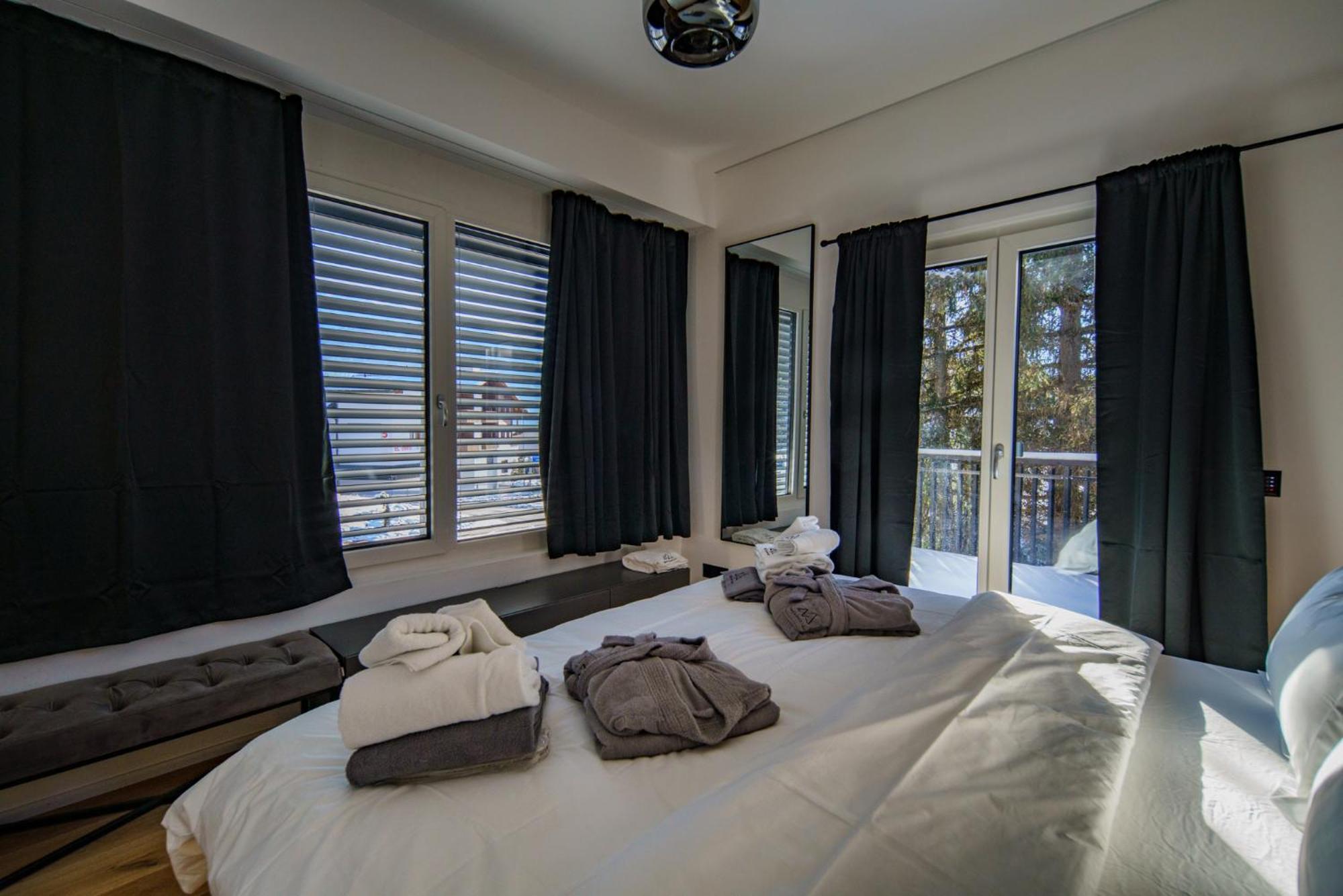 Black Summit Boutique Resort Laax Bagian luar foto